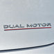 Dual Motor-emblem – klistremerke - bilde 2